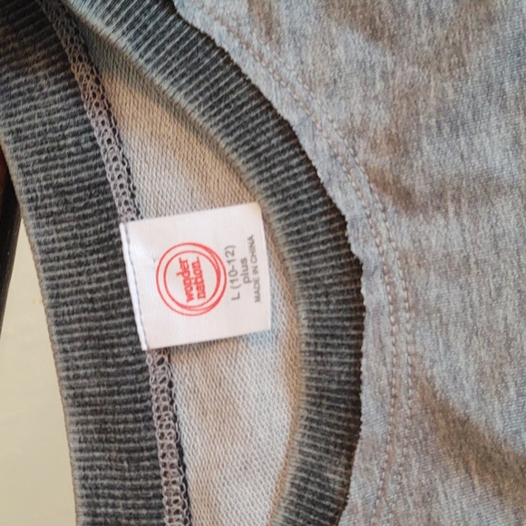 *DONATING 9/1/2025* EUC Wonder Nation Top Girls Size 10/12 - Picture 2 of 5